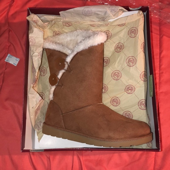 Ugg like boots🍂 - Picture 1 of 3